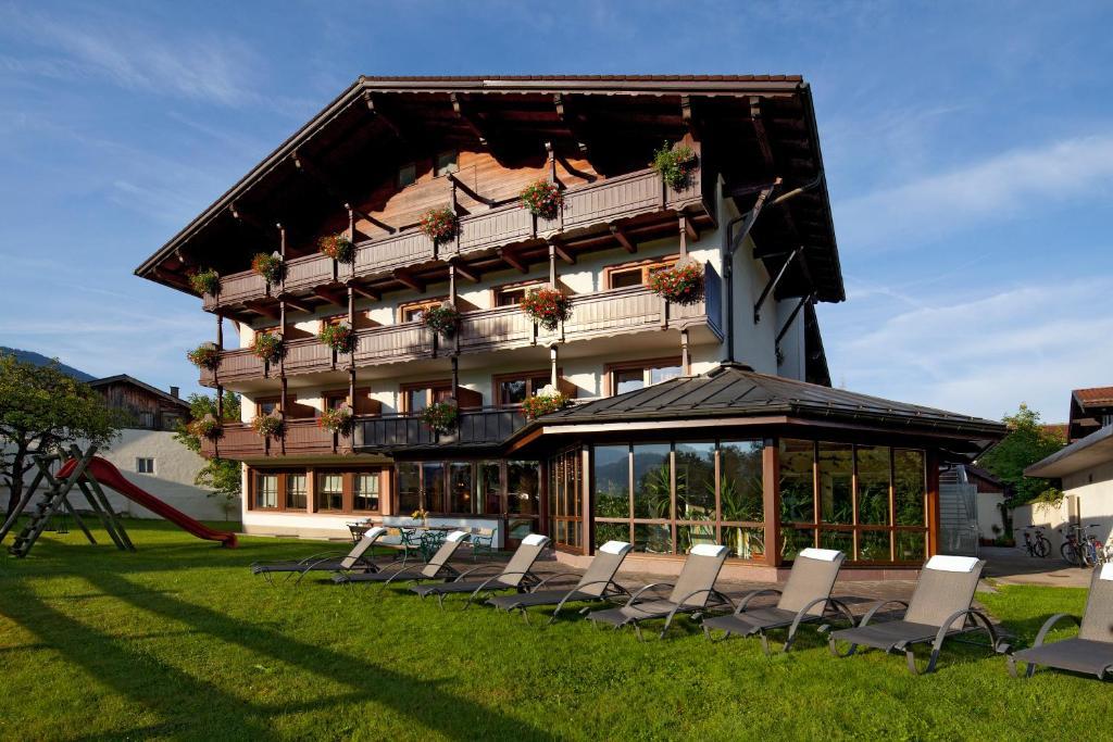 Gasthaus Hotel Oberwirt Ebbs Exterior photo